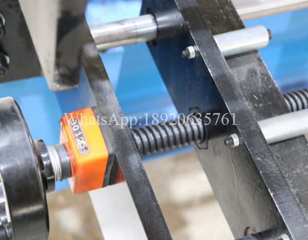 linie de producție a tablei metalice cu trapezoidale strat dublu-1