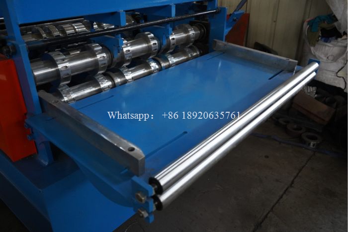 3 type n roof metal deck roll forming machine-1