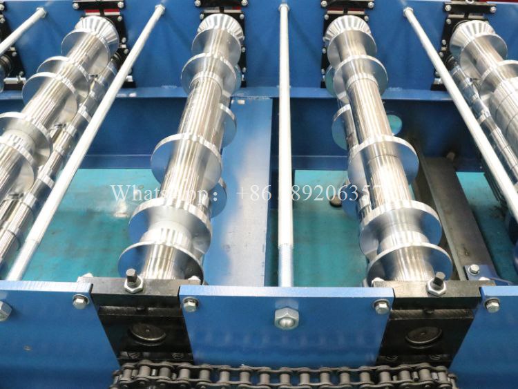 Easy Operation Trapezoidal Roof Panel Machine