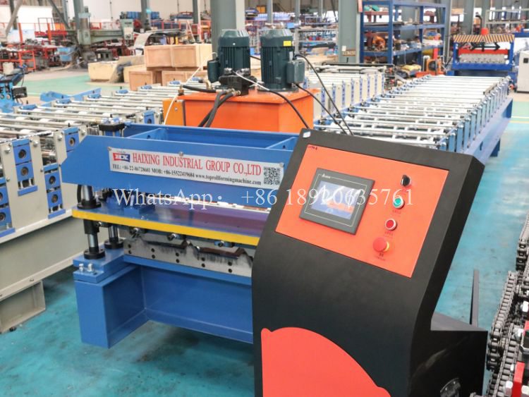 Easy Operation Trapezoidal Roof Panel Machine