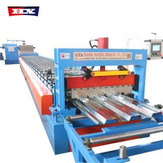 floor decking machine